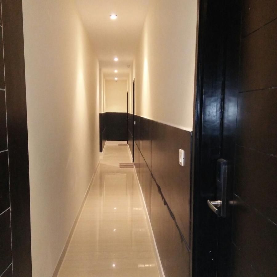 Solitaire Hotel New Delhi Exterior photo