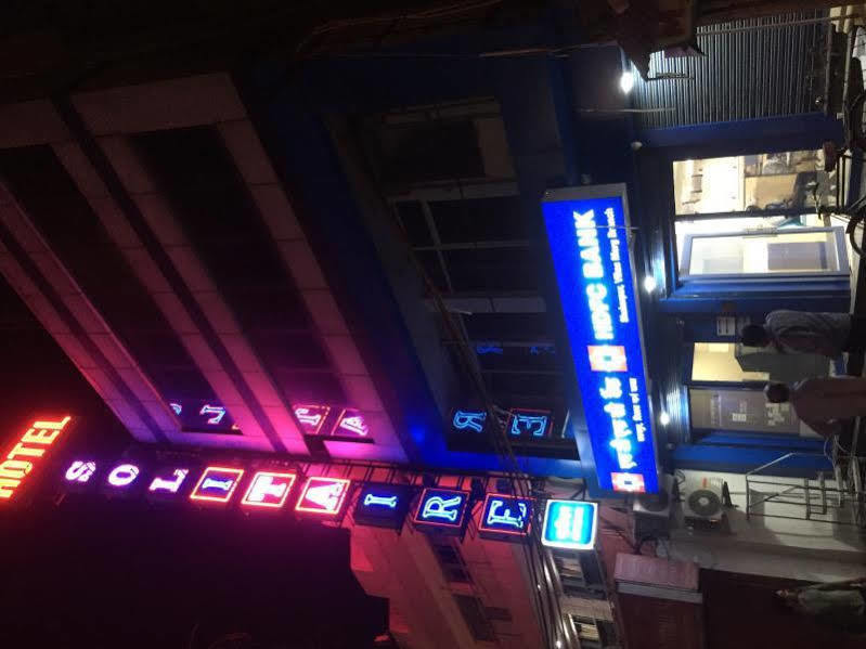Solitaire Hotel New Delhi Exterior photo